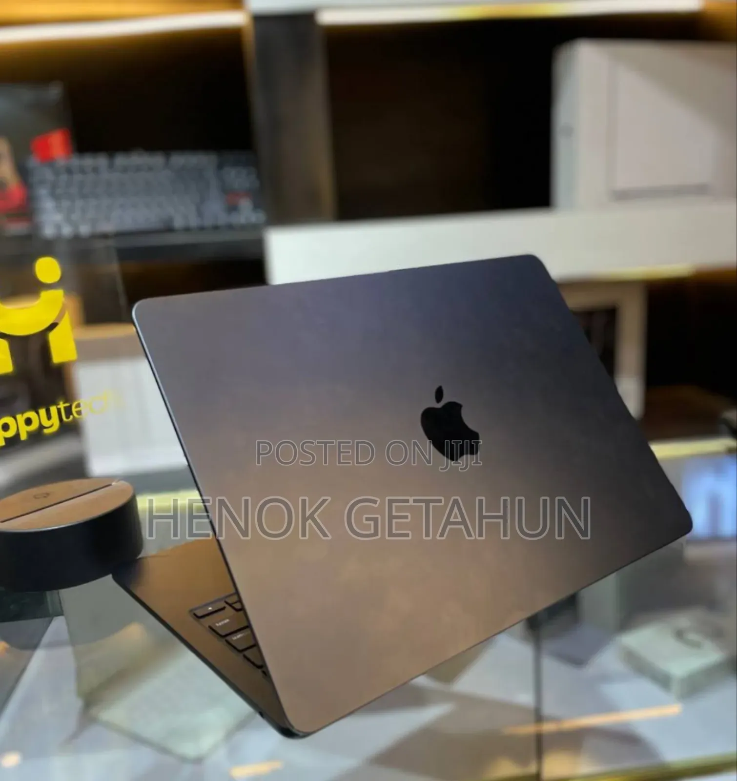 New Laptop Apple MacBook Air 2024 M3 13-Inch 8GB Apple M3 SSD 256GB