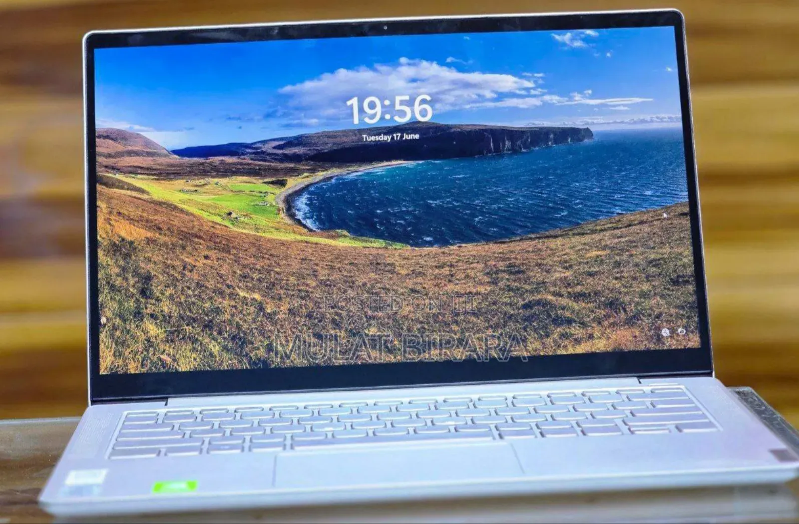 New Laptop Lenovo ThinkPad Yoga 8GB Intel Core I5 SSD 512GB