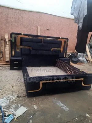 የሚሸጡ አዲስ አልጋ