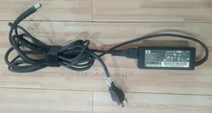 Photo - Laptop Adaptor