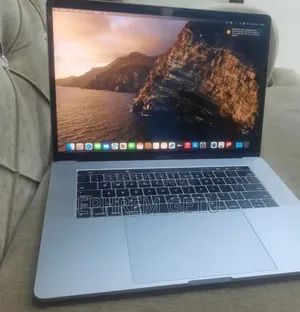 New Laptop Apple MacBook Pro 2017 16GB Intel Core I7 SSD 512GB