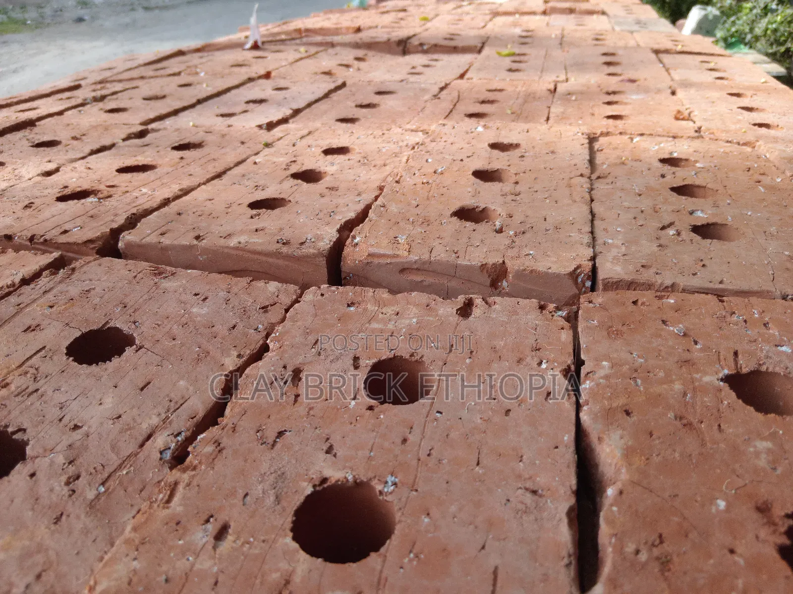 ሸክላ ጡብ Clay Brick