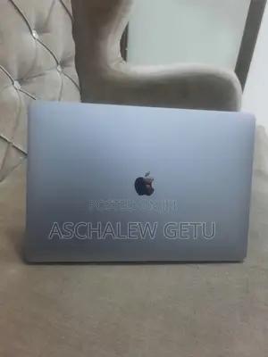 New Laptop Apple MacBook Pro 2017 16GB Intel Core I7 SSD 512GB