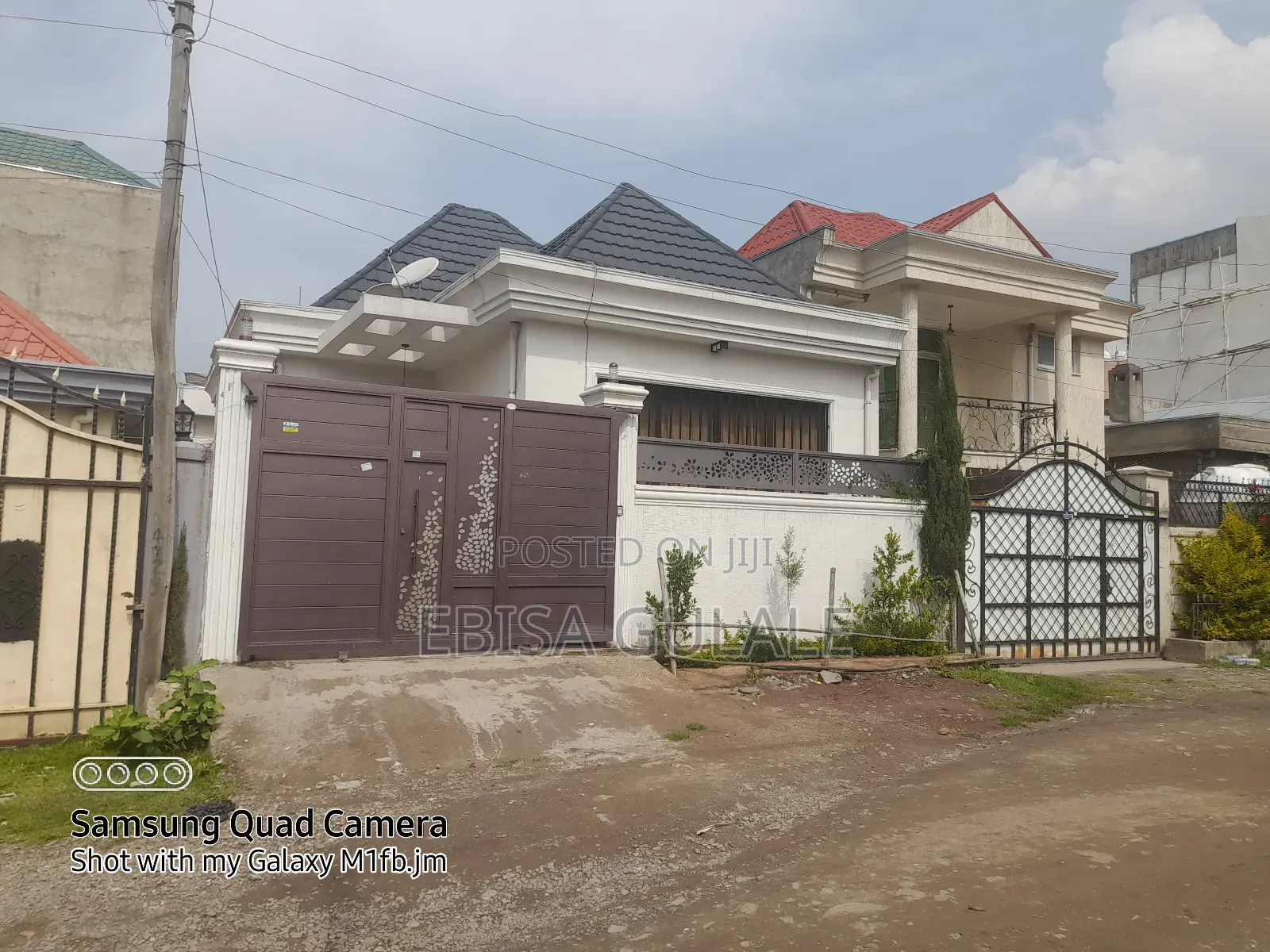 Furnished 4bdrm Farm House in Oromia-Finfinne for sale