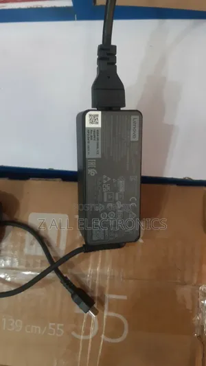 Photo - Lenevo Type C Charger