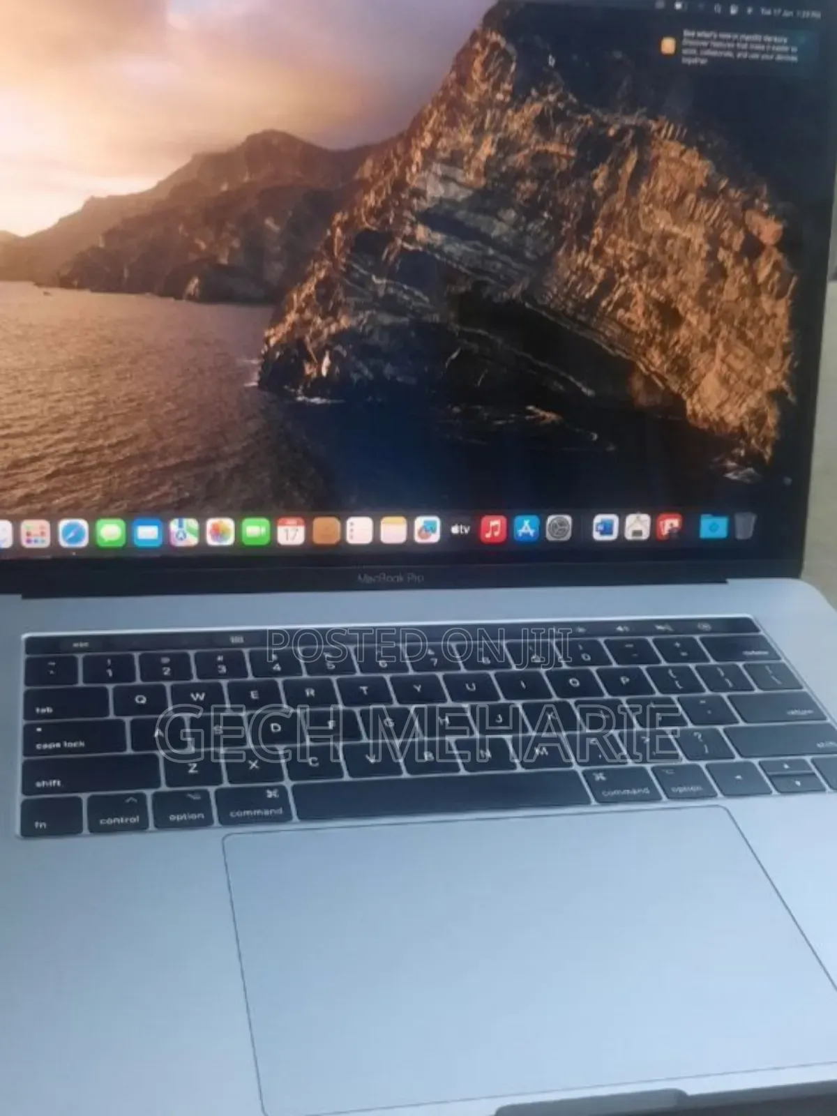 New Laptop Apple MacBook Pro 2017 16GB Intel Core I7 SSD 512GB