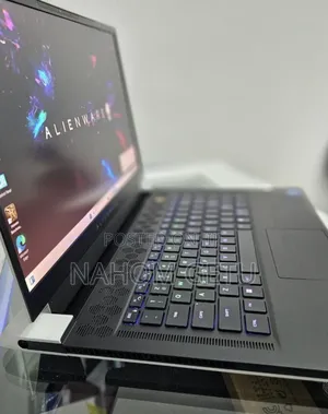 New Laptop Alienware M15 R3 32GB Intel Core I7 SSD 1T