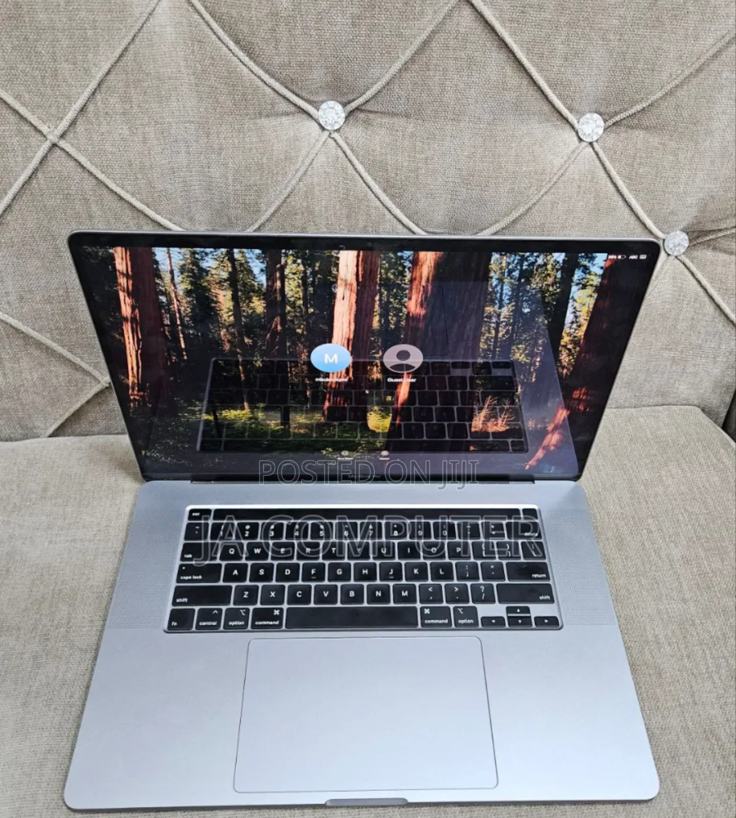 New Laptop Apple MacBook Pro 2019 32GB Intel Core I9 SSD 512GB