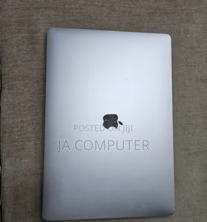 New Laptop Apple MacBook Pro 2019 32GB Intel Core I9 SSD 512GB