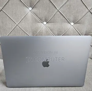 New Laptop Apple MacBook Pro 2019 32GB Intel Core I9 SSD 512GB