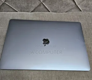 New Laptop Apple MacBook Pro 2019 32GB Intel Core I9 SSD 512GB