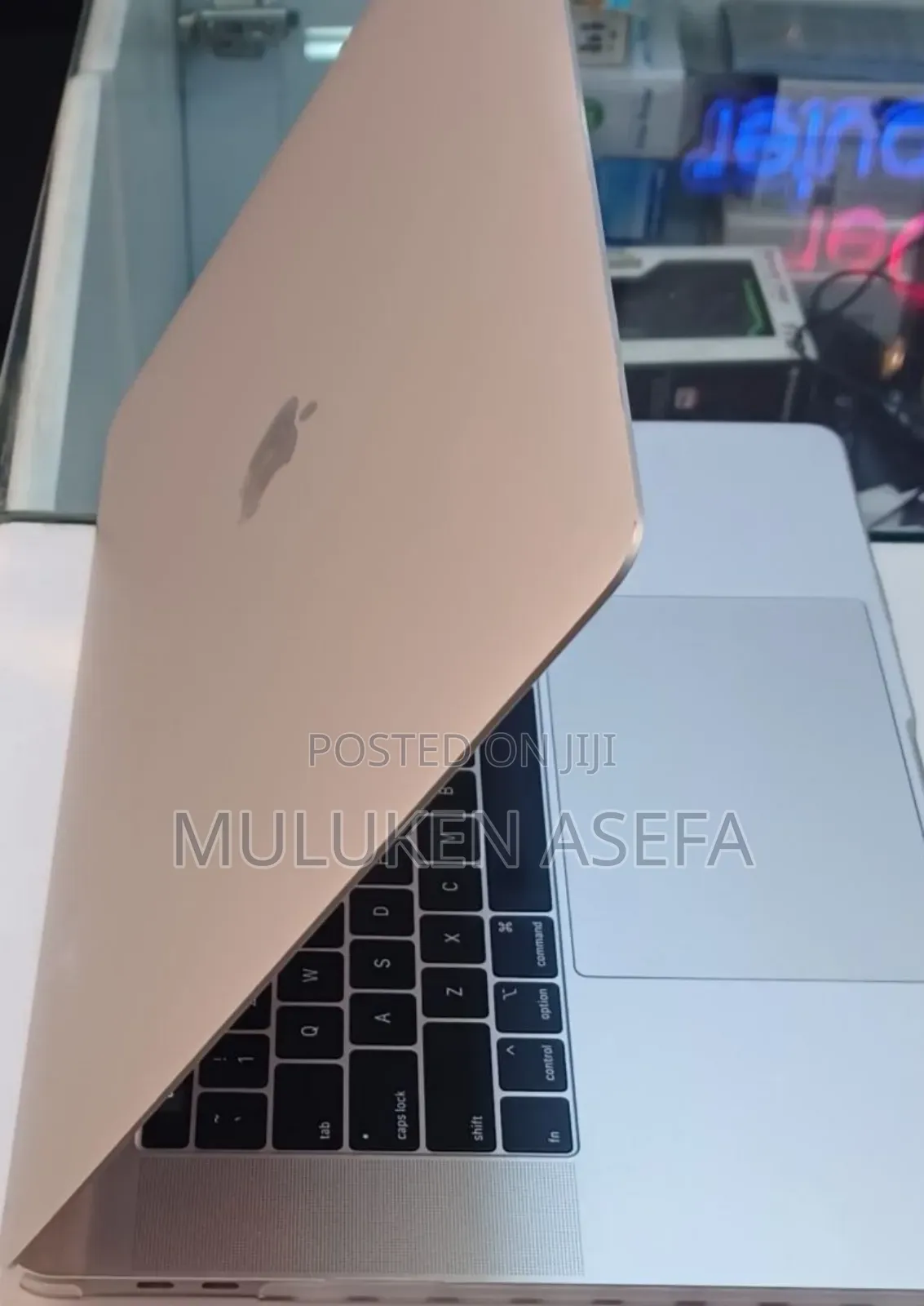 New Laptop Apple MacBook Pro 32GB Intel Core I9 SSD 1T