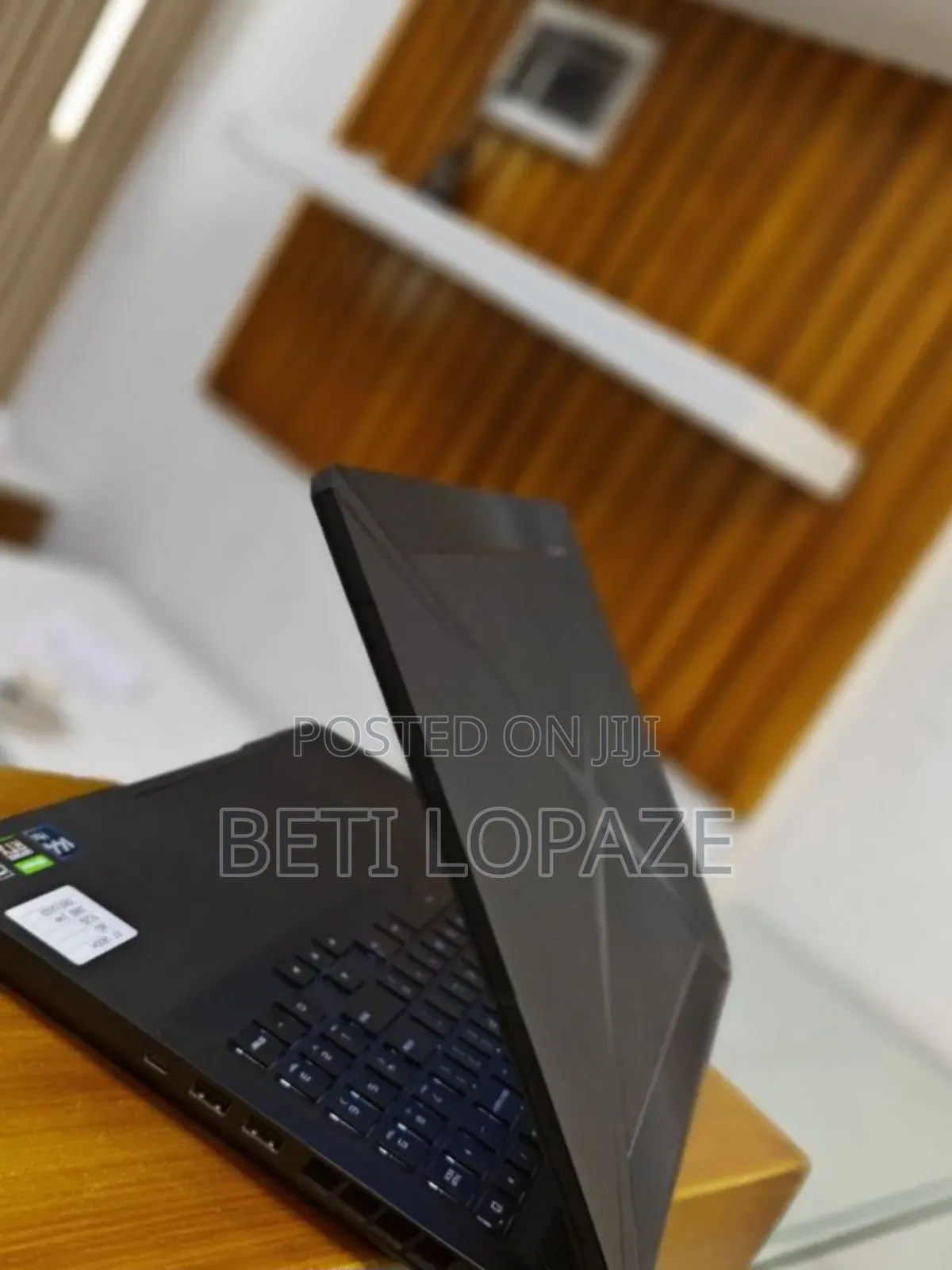 New Laptop 16GB AMD Ryzen 7 SSD 512GB