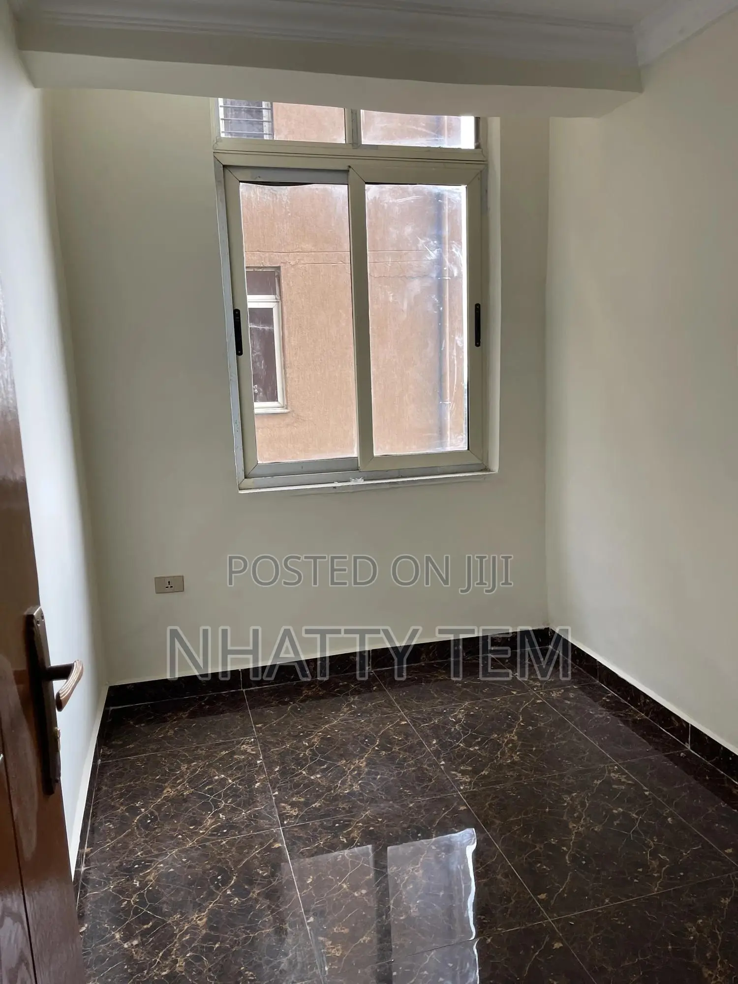 Furnished 3bdrm Condo in 40/60 Condominium, Addis Ketema for sale