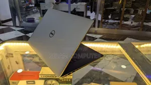 New Laptop Dell XPS 15 8GB Intel Core I5 SSD 256GB