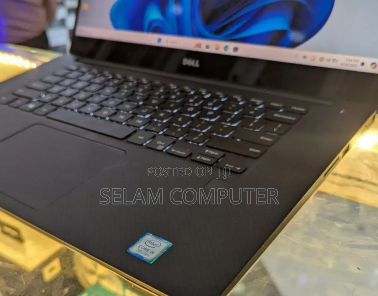 New Laptop Dell XPS 15 8GB Intel Core I5 SSD 256GB