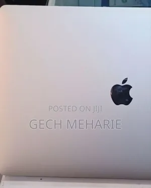 New Laptop Apple MacBook Pro 2018 32GB Intel Core I9 SSD 1T