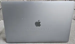 New Laptop Apple MacBook Pro 32GB Intel Core I9 SSD 512GB