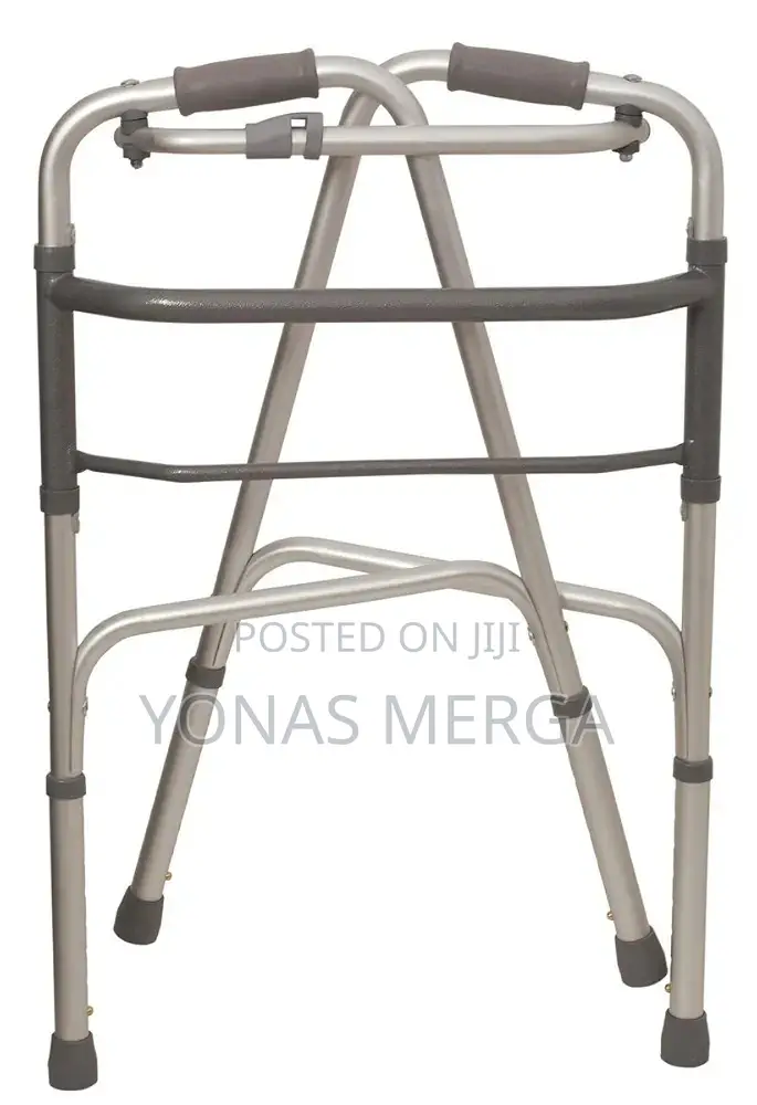 Walker ف儿walker○沙while Walking as It Is Made From Aluminum