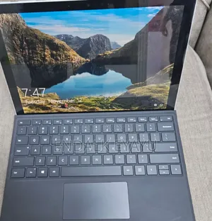 Photo - New Laptop Microsoft Surface Pro 7 8GB Intel Core I5 SSD 128GB