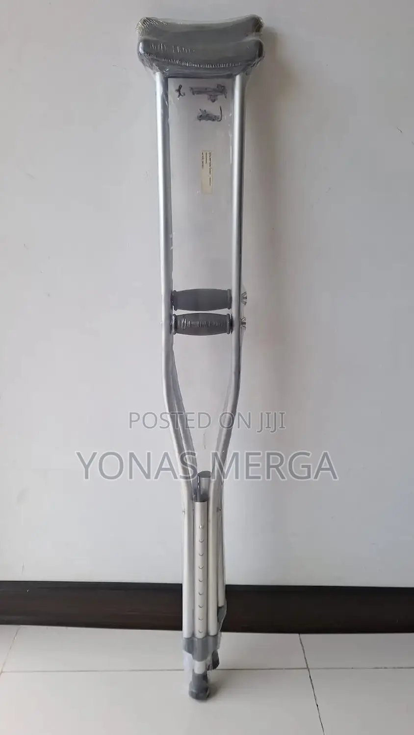 Crutches Are Mobility Aids屇نwalk and Move Around\\Crutches