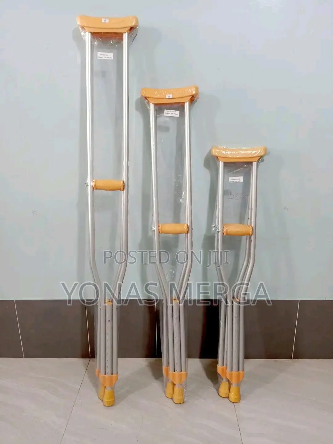 Aluminum Crutches蒸ءpush Button Adjustments刈يcruthes0اcranch