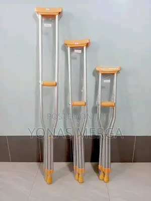 Photo - Aluminum Crutches蒸ءpush Button Adjustments刈يcruthes0اcranch