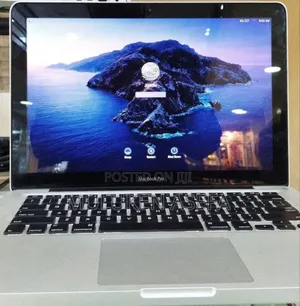Photo - New Laptop Apple MacBook Pro 4GB Intel Core I5 SSD 500GB