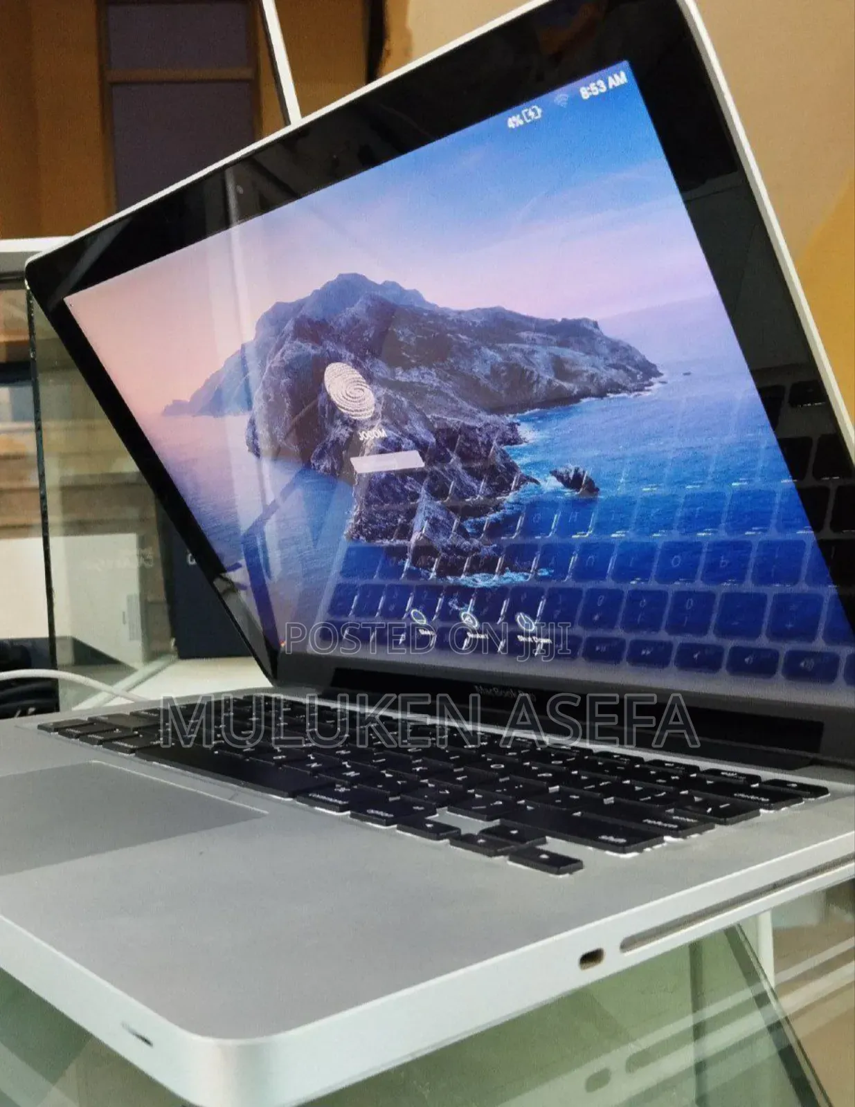 New Laptop Apple MacBook Pro 4GB Intel Core I5 SSD 500GB