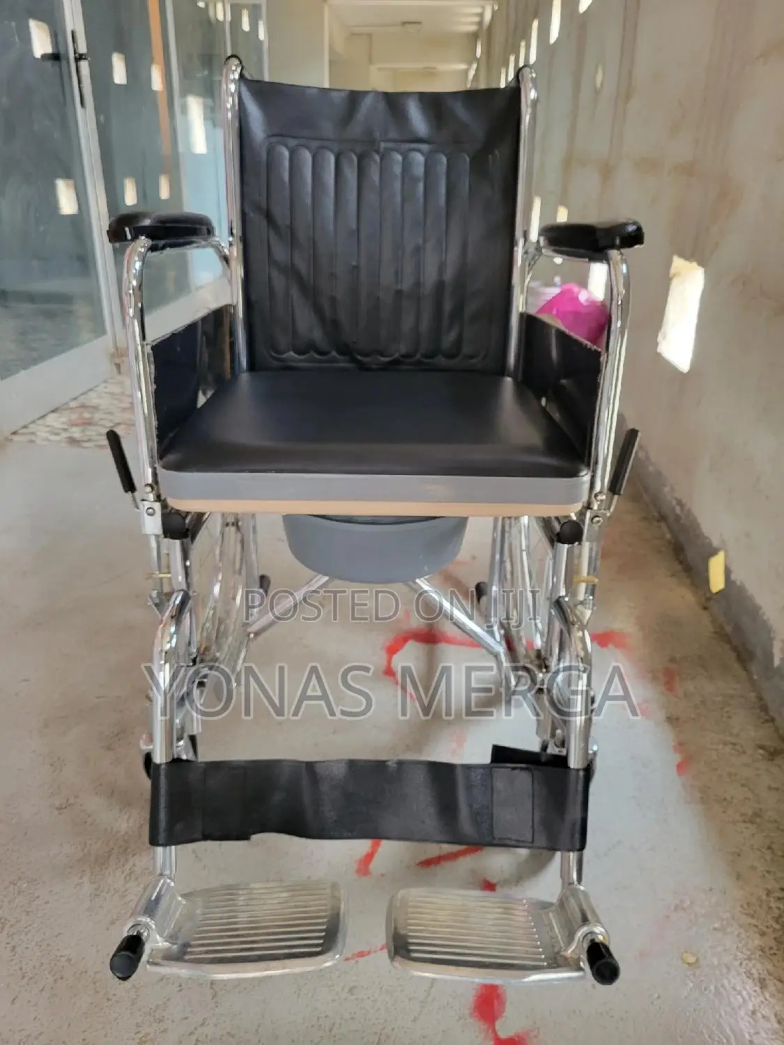 Potty Pan Wheelchair雷٥shower Chair Function٨中wheelchair