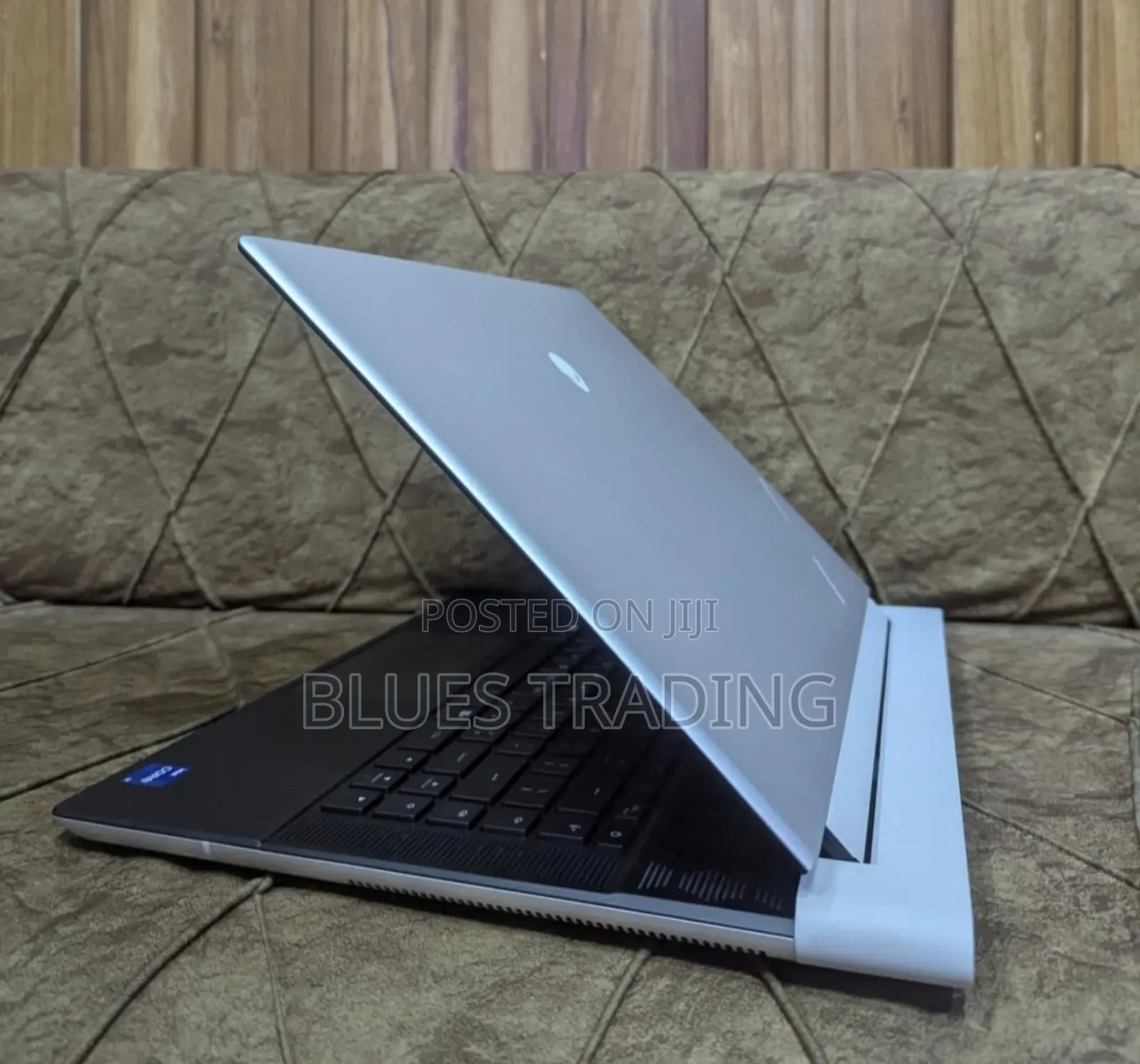 New Laptop Alienware M17x R2 16GB Intel Core I9 SSD 1T