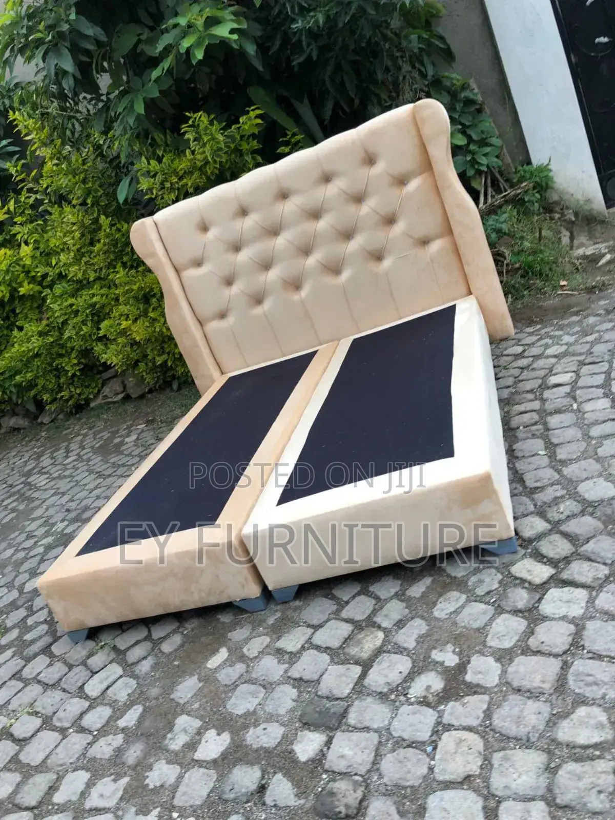 Alga አልጋ Bed Furniture