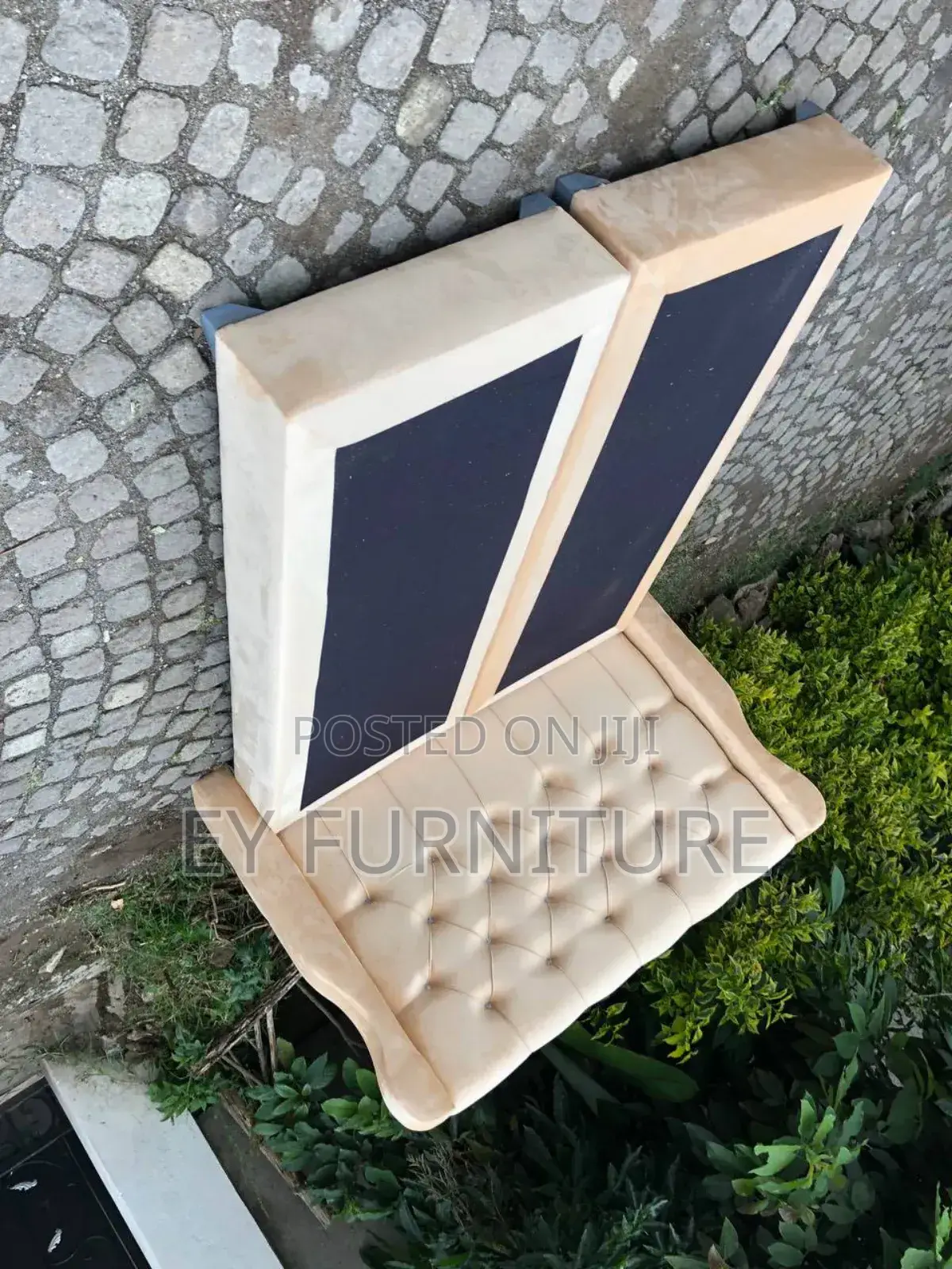 Alga አልጋ Bed Furniture