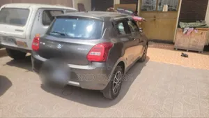 Suzuki Swift 2022 Gray