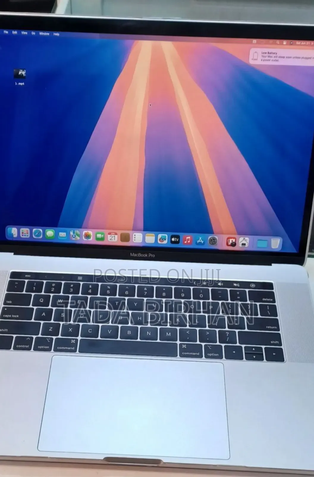 New Laptop Apple MacBook Pro 2018 32GB Intel Core I9 SSD 1T