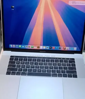 New Laptop Apple MacBook 2018 32GB Intel Core I9 SSD 1T