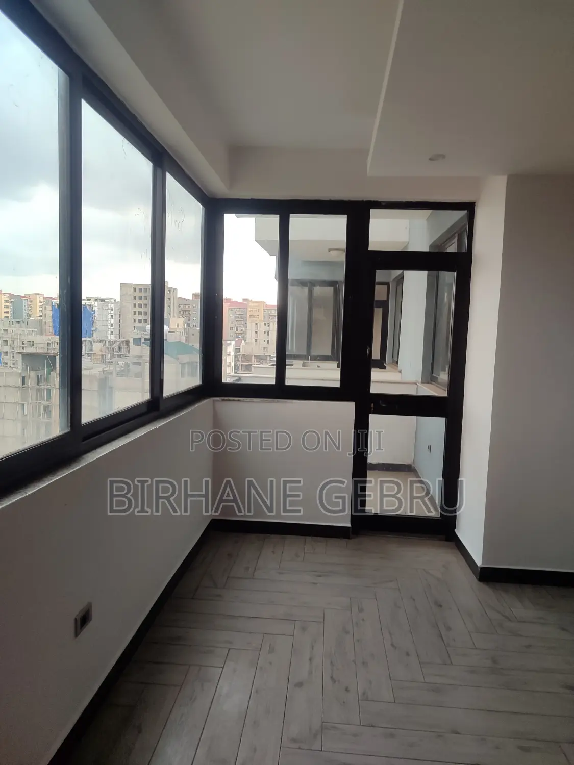 3bdrm Apartment in Luxury Apartiment, Bole for rent