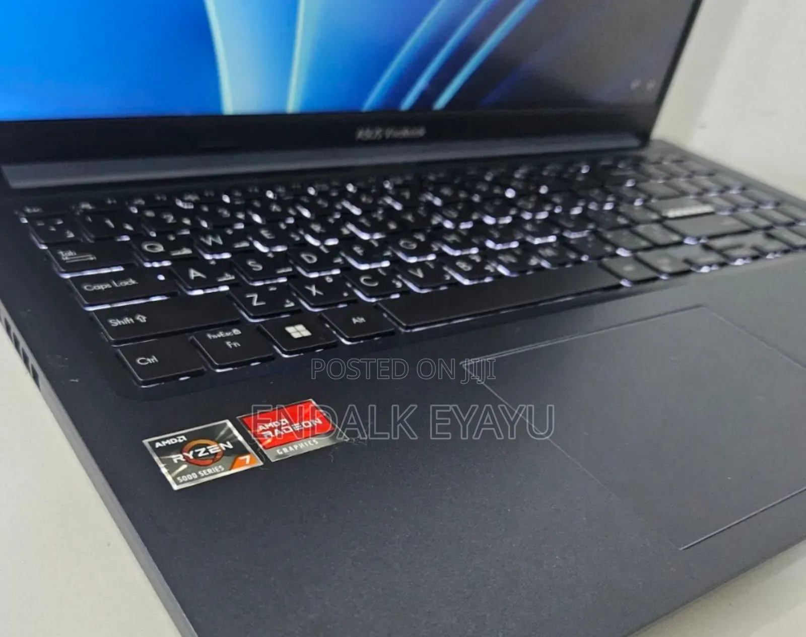 New Laptop Asus 16GB AMD Ryzen 7 SSD 512GB