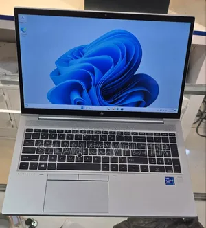 New Laptop HP EliteBook 850 G8 16GB Intel Core I7 SSD 512GB