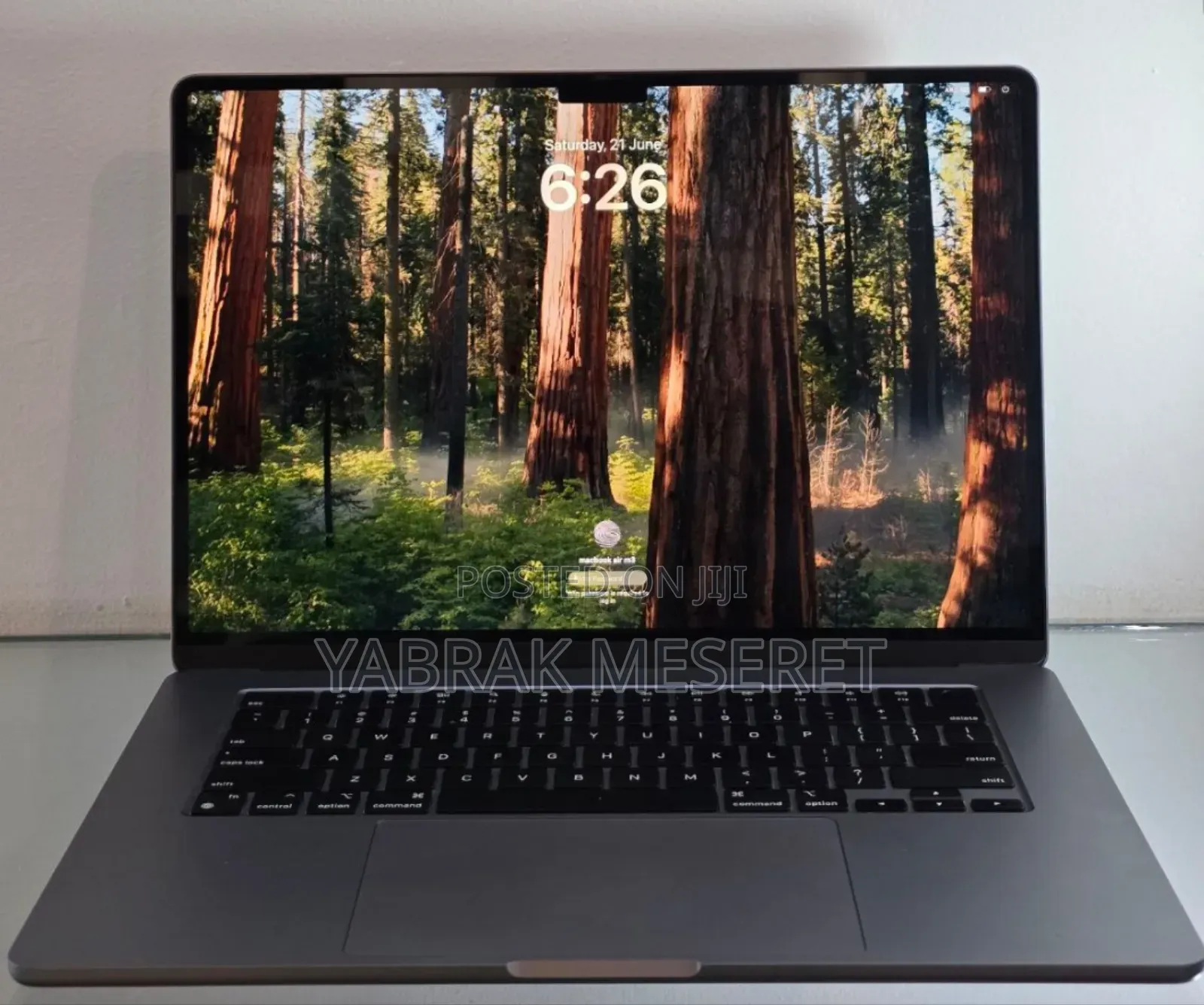 New Laptop Apple MacBook Air 2024 M3 13-Inch 8GB Apple M3 SSD 256GB