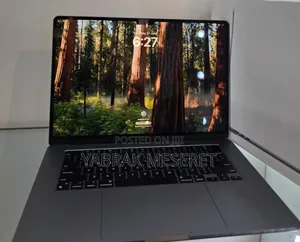 New Laptop Apple MacBook Air 2024 M3 13-Inch 8GB Apple M3 SSD 256GB