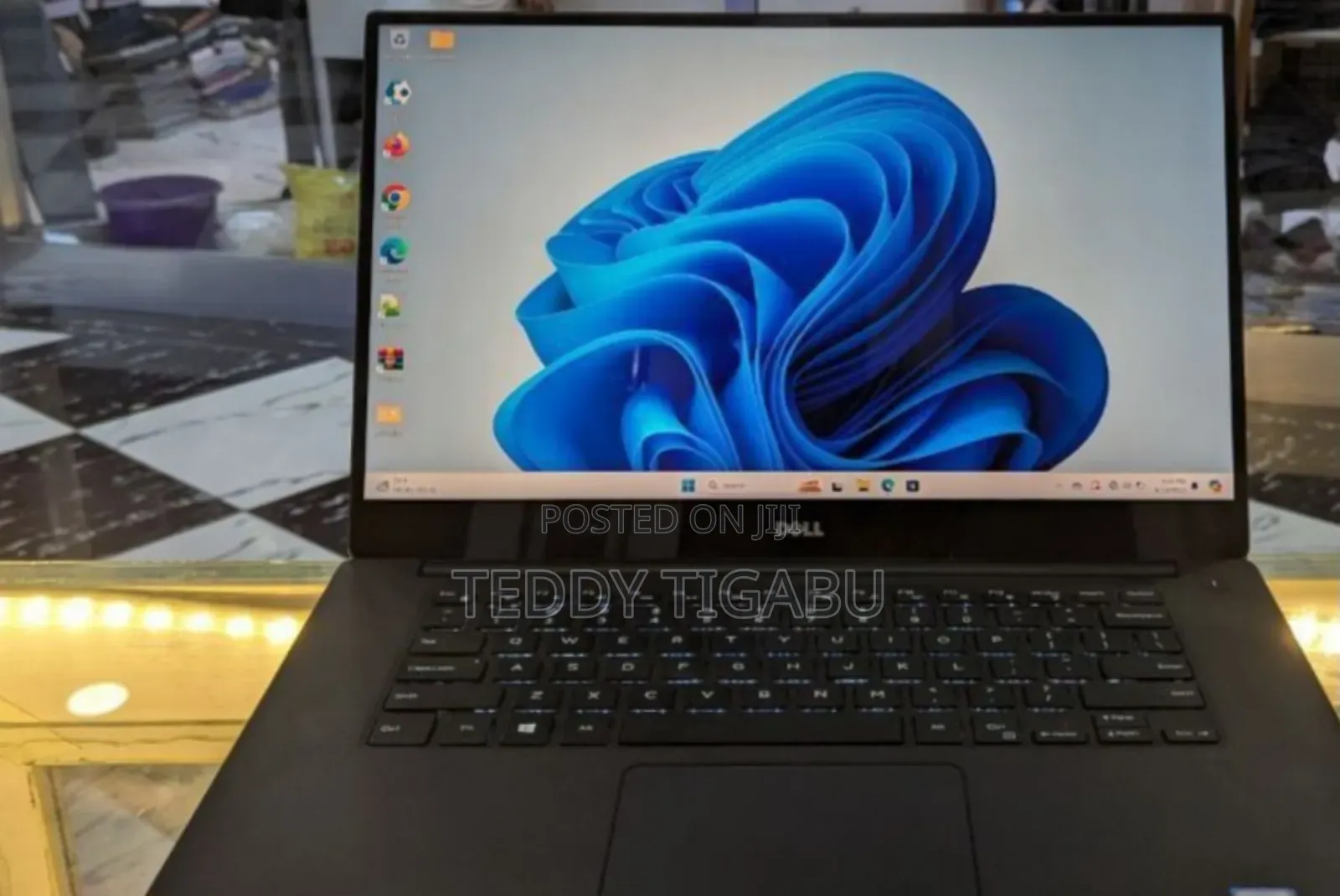 New Laptop Dell XPS 15 8GB Intel Core I5 SSD 256GB