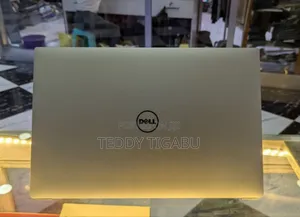 New Laptop Dell XPS 15 8GB Intel Core I5 SSD 256GB