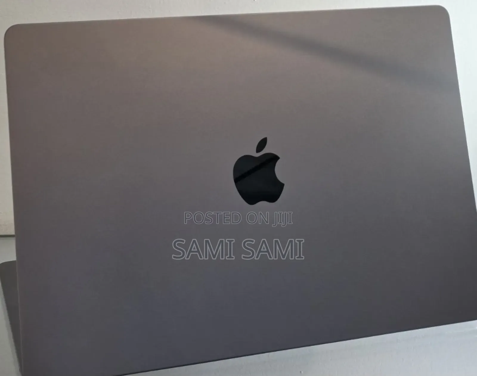 New Apple MacBook Air 2024 M3 15-Inch 8GB Intel Core M3 SSD 512GB