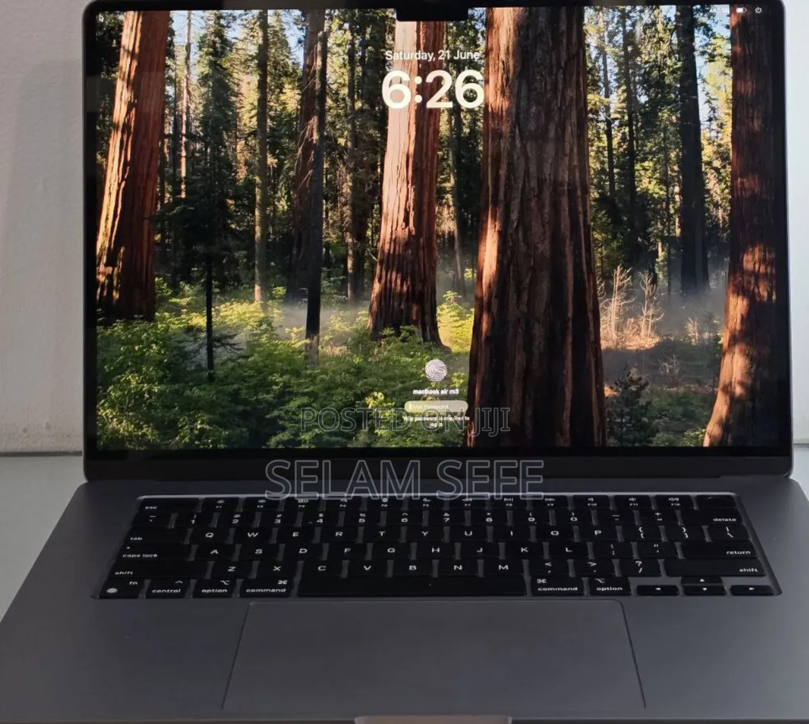 New Laptop Apple MacBook 8GB Intel Core I9 SSD 128GB