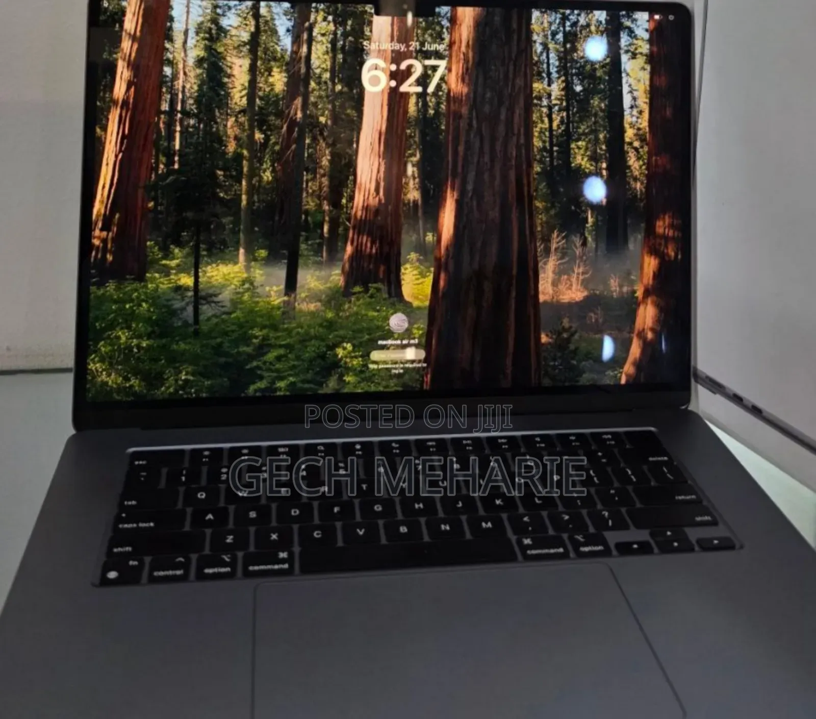 New Laptop Apple MacBook Air 2024 M3 15-Inch 8GB Apple M3 SSD 256GB