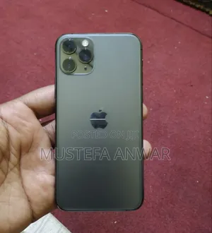 Photo - Apple iPhone 11 Pro 64 GB Gray