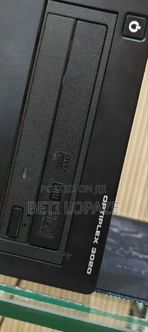 New Dell Inspiron 27 All-in-One 4GB Intel Core I5 SSD 500GB