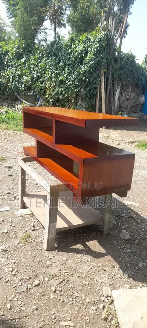 ዘመናዊ ቲቪ ስታንድ Tv Stand