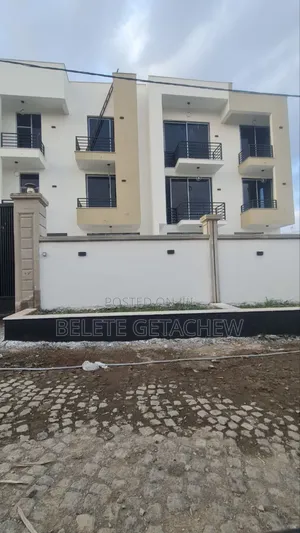 8bdrm House in Ayat Zone, G+2, Bole for sale